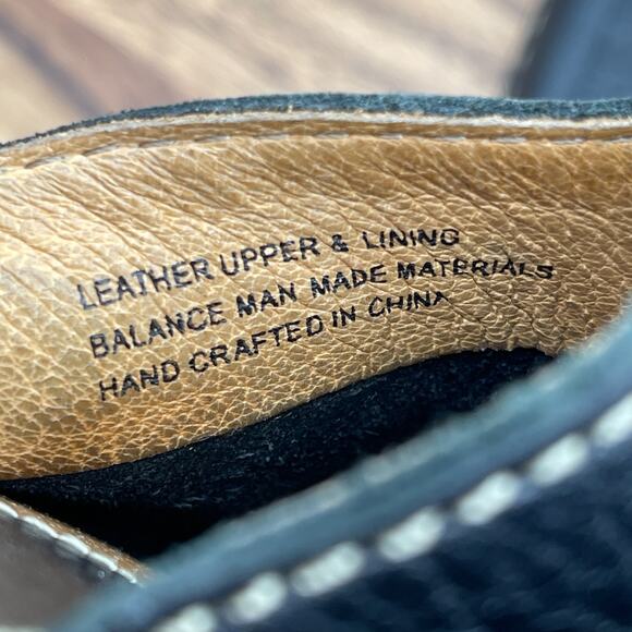 Born Sandals Womens Size 9 M Black Leather Comfort Casual Going Out Slipon Shoes - Picture 9 of 9